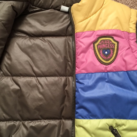 Children's Place | Reversible Puffer Vest - Picture 3 of 5